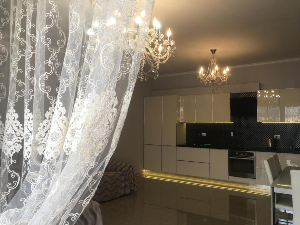 סרנדה Royal Queen And King Luxury Apartment מראה חיצוני תמונה
